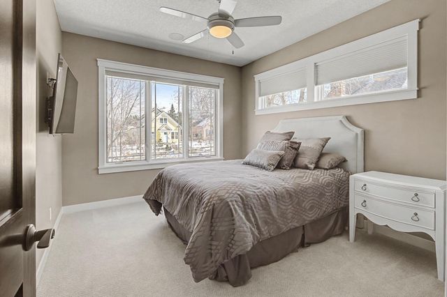 3812 Thomas Avenue S, Minneapolis, MN 55410