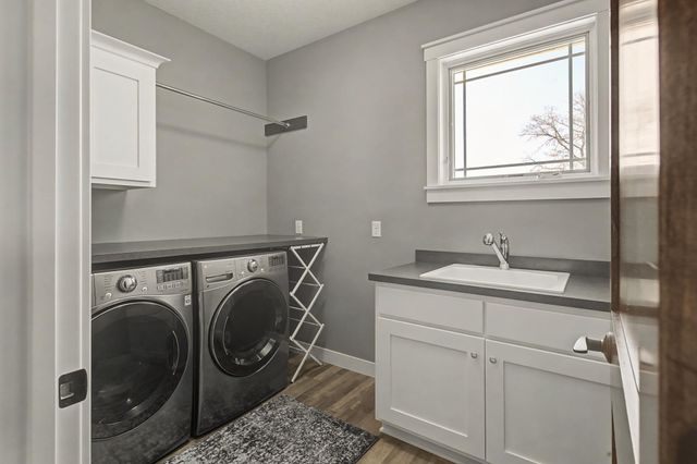 3812 Thomas Avenue S, Minneapolis, MN 55410