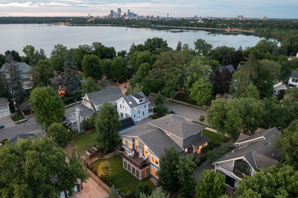 3812 Thomas Avenue S, Minneapolis, MN 55410 — photo 2