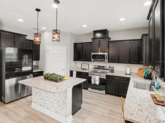 9572 WATERWAY PASSAGE DRIVE, Winter Garden, FL 34787