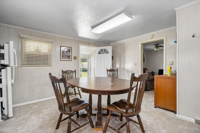 7409 Highway 490, East Bernstadt, KY 40729