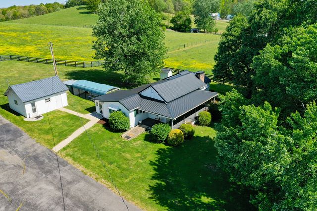 7409 Highway 490, East Bernstadt, KY 40729