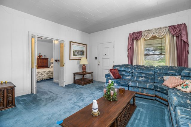 7409 Highway 490, East Bernstadt, KY 40729