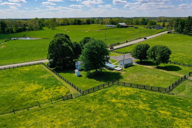 7409 Highway 490, East Bernstadt, KY 40729