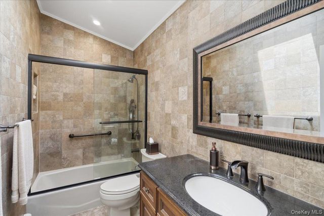 241 W 18th Street, Deer Park, NY 11729