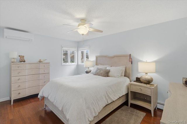 241 W 18th Street, Deer Park, NY 11729