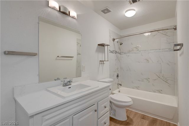 4382 Del Santos Drive, Las Vegas, NV 89121