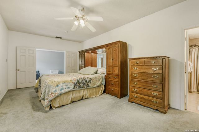 8201 Rimline Dr, San Antonio, TX 78251