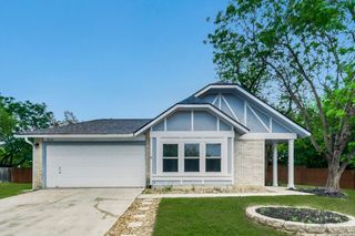 8201 Rimline Dr, San Antonio, TX 78251