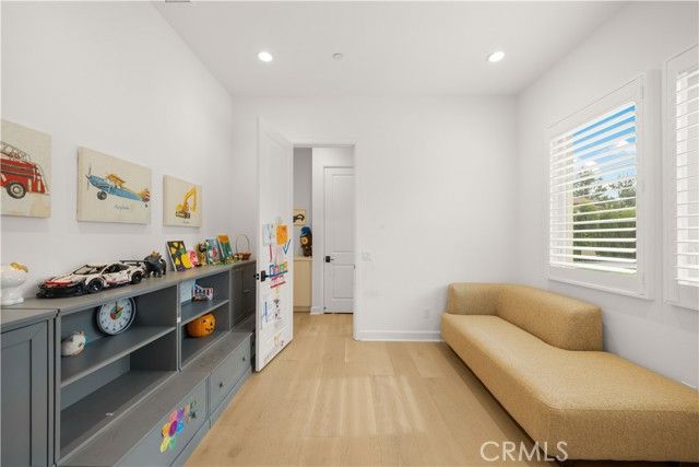 242 Sutters, Irvine, CA 92602