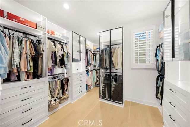 242 Sutters, Irvine, CA 92602