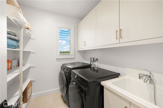 242 Sutters, Irvine, CA 92602