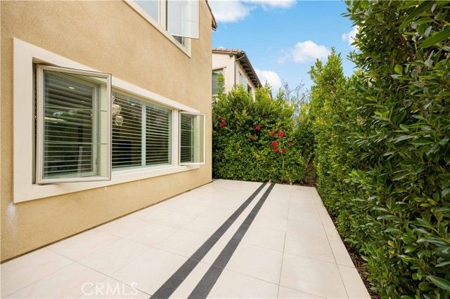 242 Sutters, Irvine, CA 92602