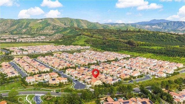 242 Sutters, Irvine, CA 92602