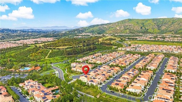 242 Sutters, Irvine, CA 92602