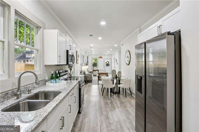 3072 Semmes Street, East Point, GA 30344