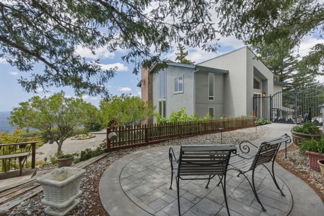27510 Loma Prieta Way, Los Gatos, CA 95033