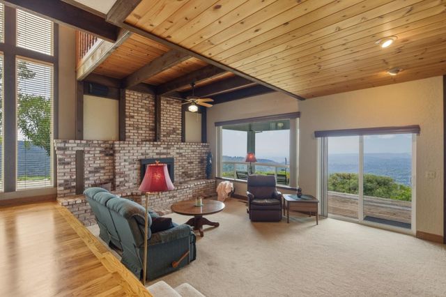 27510 Loma Prieta Way, Los Gatos, CA 95033