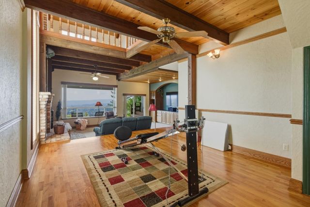 27510 Loma Prieta Way, Los Gatos, CA 95033