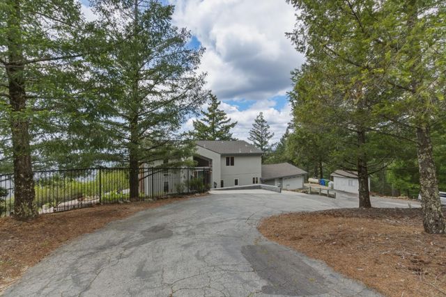 27510 Loma Prieta Way, Los Gatos, CA 95033