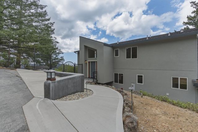 27510 Loma Prieta Way, Los Gatos, CA 95033