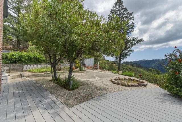27510 Loma Prieta Way, Los Gatos, CA 95033
