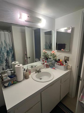 3053 N Oakland Forest Drive 201, Oakland Park, FL 33309