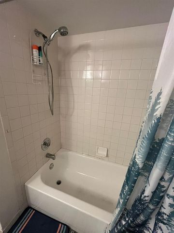 3053 N Oakland Forest Drive 201, Oakland Park, FL 33309
