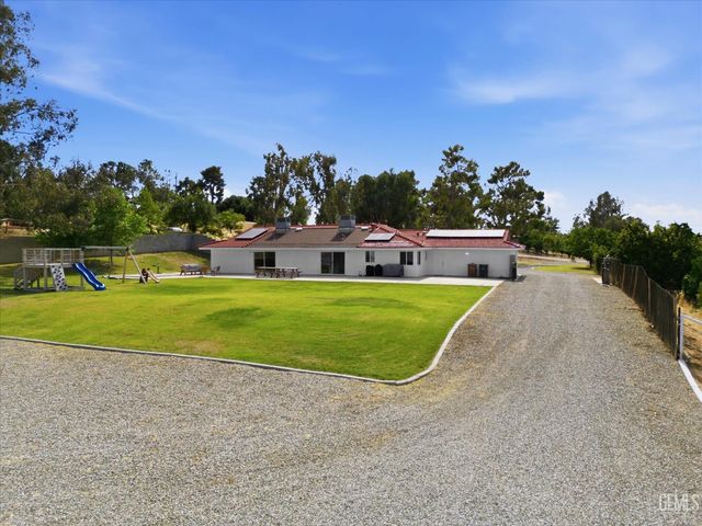 3811 View Street, Bakersfield, CA 93306