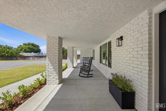 3811 View Street, Bakersfield, CA 93306