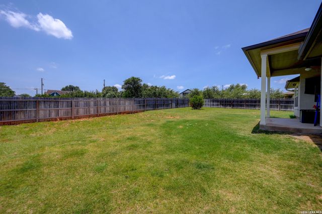 108 Warren Wallace, Blanco, TX 78606