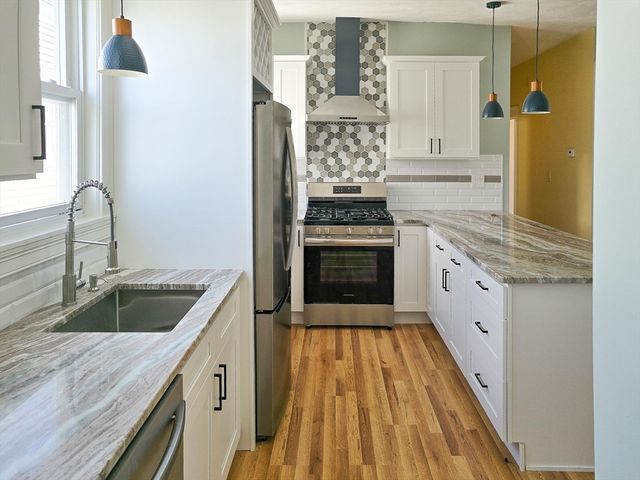 23 Ralph Piteri Ter 3, Watertown, MA 02472
