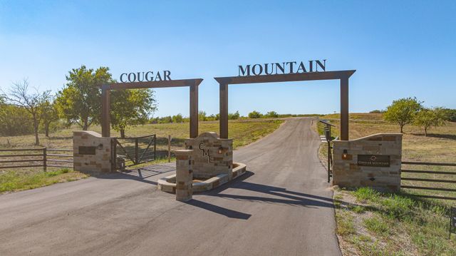 3612 Lucky Pepper Drive, Cresson, TX 76035