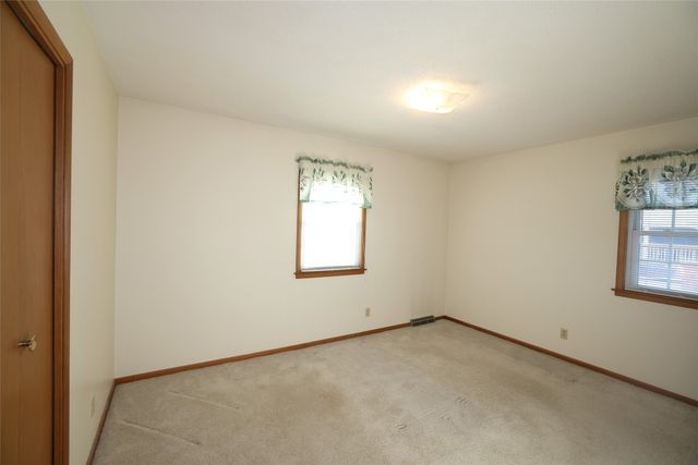 307 SW 7th Street PL, Ogden, IA 50212