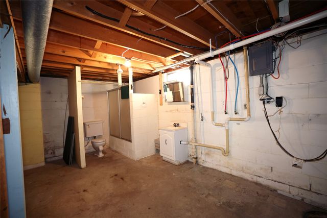 307 SW 7th Street PL, Ogden, IA 50212