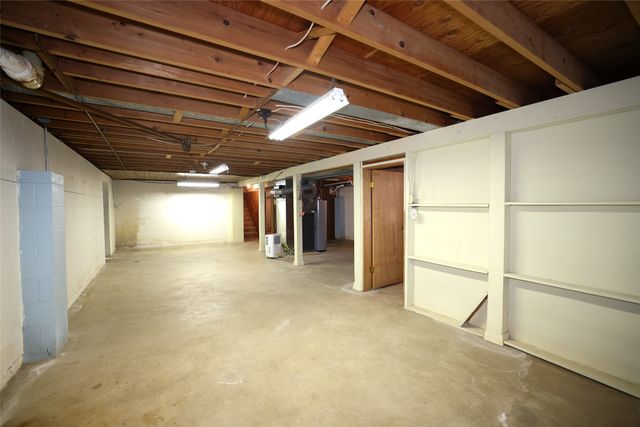 307 SW 7th Street PL, Ogden, IA 50212