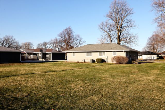 307 SW 7th Street PL, Ogden, IA 50212