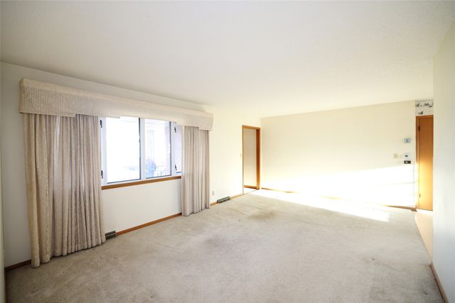 307 SW 7th Street PL, Ogden, IA 50212