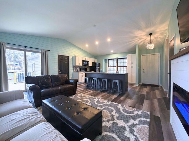 303 Elmwood Drive, Davison, MI 48423