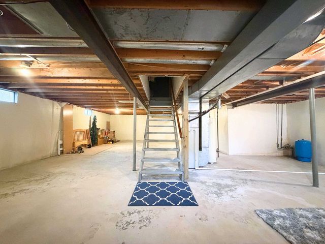 303 Elmwood Drive, Davison, MI 48423