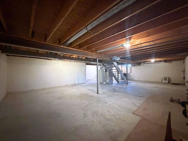 303 Elmwood Drive, Davison, MI 48423