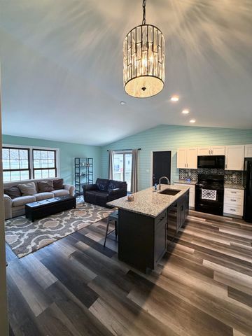 303 Elmwood Drive, Davison, MI 48423