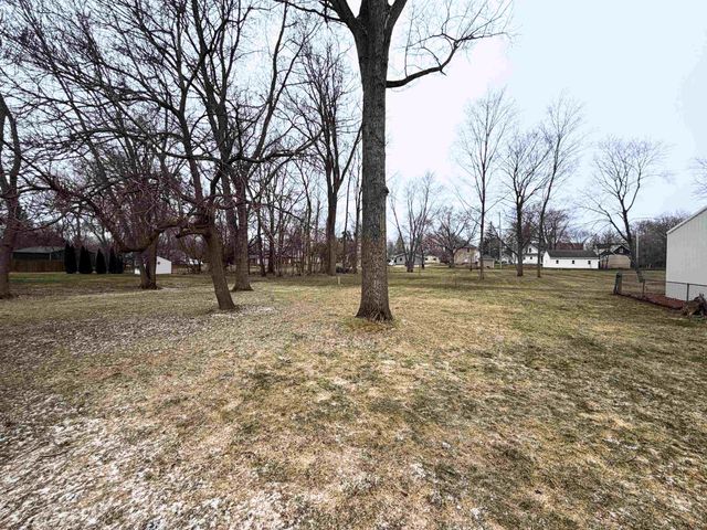 303 Elmwood Drive, Davison, MI 48423