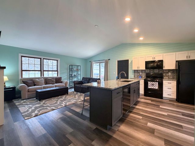 303 Elmwood Drive, Davison, MI 48423