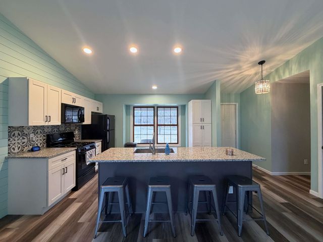 303 Elmwood Drive, Davison, MI 48423