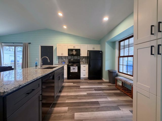 303 Elmwood Drive, Davison, MI 48423