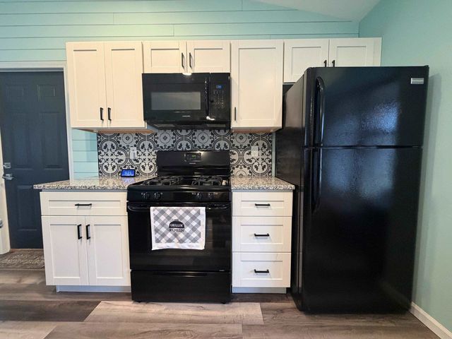 303 Elmwood Drive, Davison, MI 48423