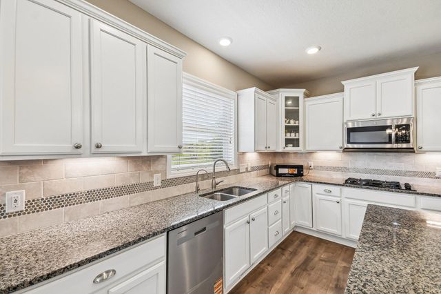9277 67th Street S, Cottage Grove, MN 55016