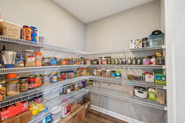 9277 67th Street S, Cottage Grove, MN 55016