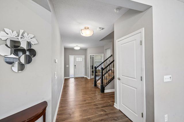 9277 67th Street S, Cottage Grove, MN 55016